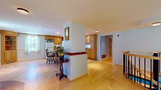 3 Fairview Ave, Natick, MA 01760