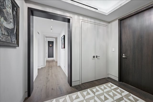 180 E Pearson Street 5602, Chicago, IL 60611