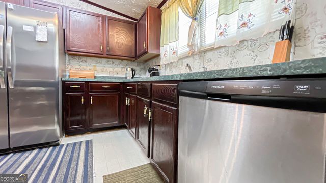 485 Natures Trail, Forsyth, GA 31029