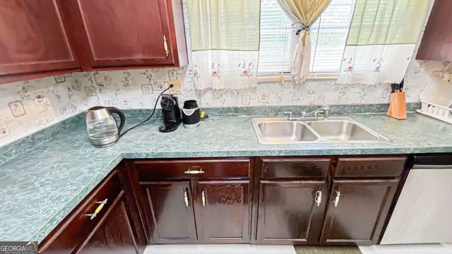 485 Natures Trail, Forsyth, GA 31029