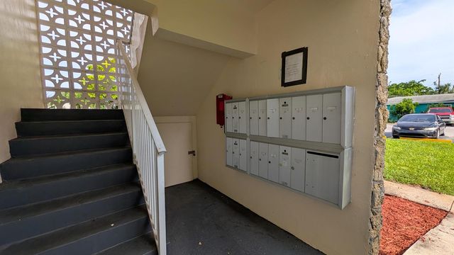 2301 SE 4th Street 12, Boynton Beach, FL 33435