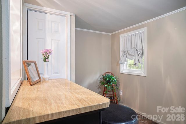 825 Gallimore Road, Flat Rock, NC 28731