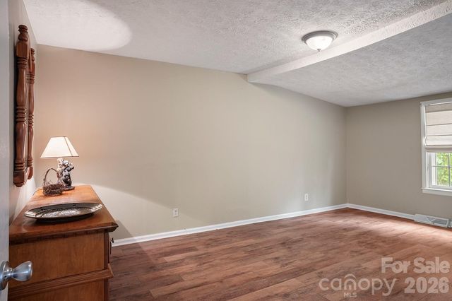 825 Gallimore Road, Flat Rock, NC 28731