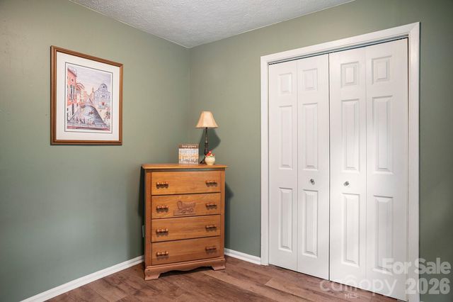 825 Gallimore Road, Flat Rock, NC 28731