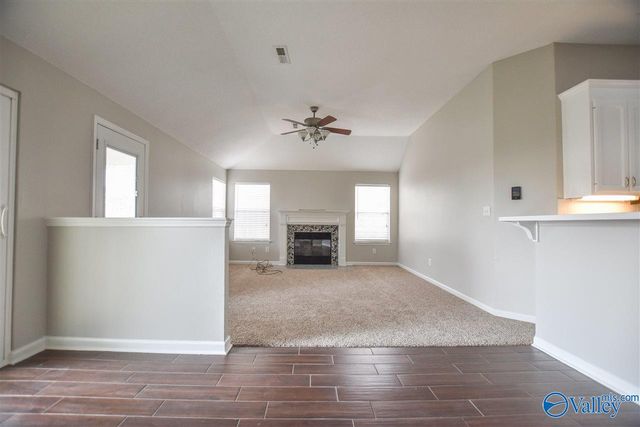 2542 Bonnie Oaks Drive, Huntsville, AL 35803