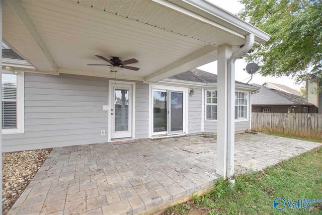 2542 Bonnie Oaks Drive, Huntsville, AL 35803