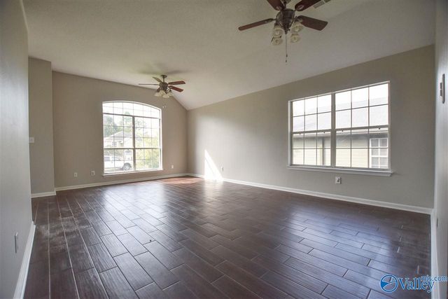 2542 Bonnie Oaks Drive, Huntsville, AL 35803