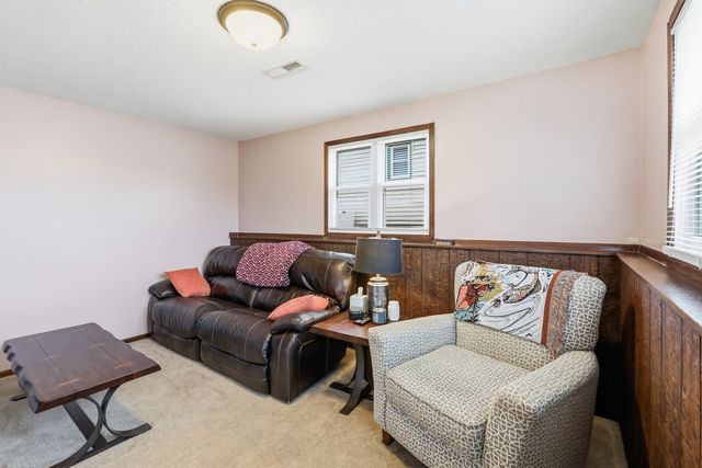 106 S East Street, Prairie City, IA 50228