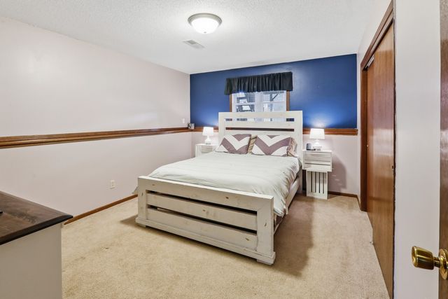 106 S East Street, Prairie City, IA 50228