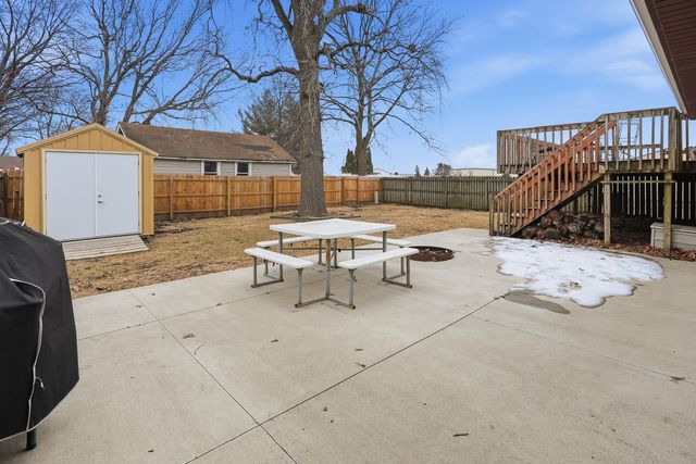 106 S East Street, Prairie City, IA 50228