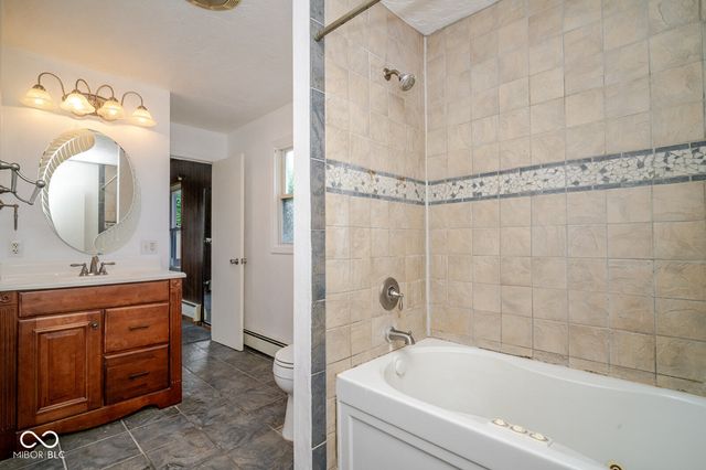 14009 W Daleville Road, Daleville, IN 47334