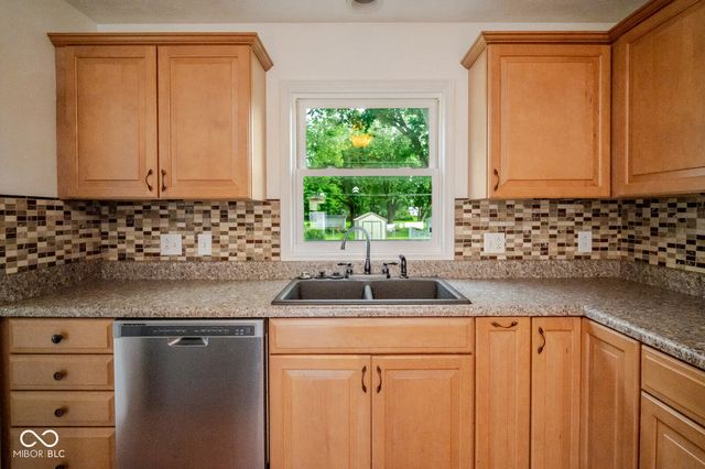 14009 W Daleville Road, Daleville, IN 47334
