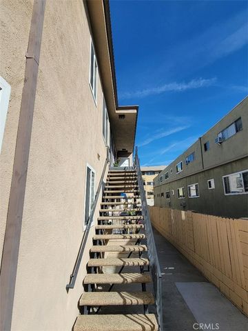 591 South Street 12, Glendale, CA 91202