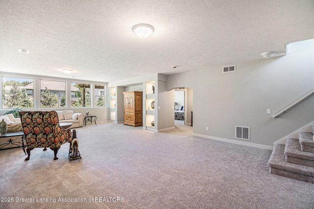 16925 Willowbrook Drive, Haslett, MI 48840