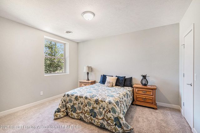 16925 Willowbrook Drive, Haslett, MI 48840