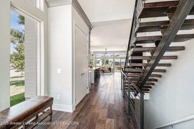 16925 Willowbrook Drive, Haslett, MI 48840