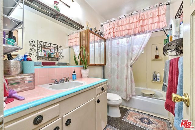 1060 S Rebecca Street, Pomona, CA 91766