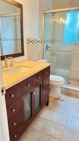 4460 NE 13th Ter 0, Oakland Park, FL 33334