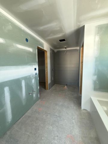 2230 Redwood Lane, Chesterton, IN 46304