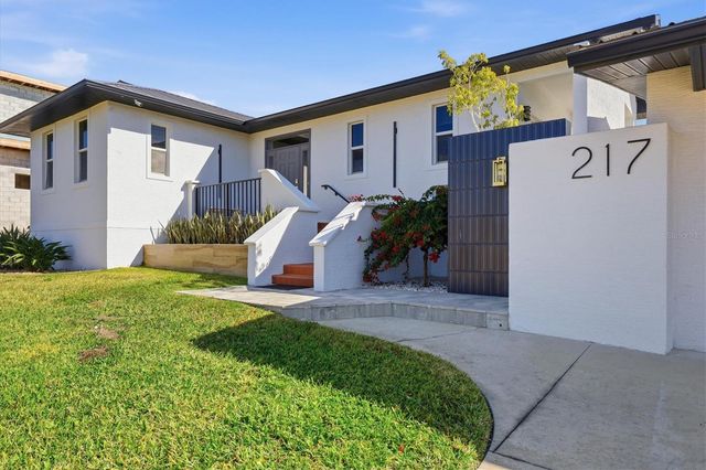 217 BANGSBERG ROAD SE, Port Charlotte, FL 33952