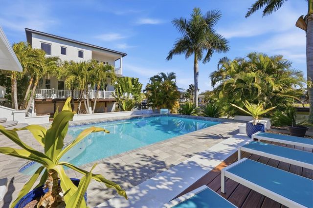 217 BANGSBERG ROAD SE, Port Charlotte, FL 33952