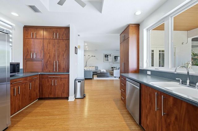 217 BANGSBERG ROAD SE, Port Charlotte, FL 33952