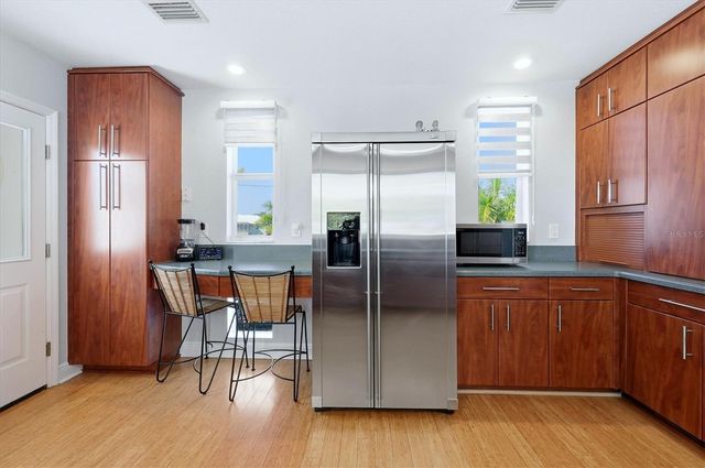 217 BANGSBERG ROAD SE, Port Charlotte, FL 33952