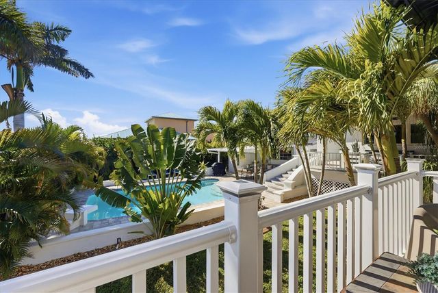 217 BANGSBERG ROAD SE, Port Charlotte, FL 33952