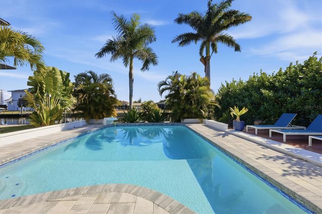 217 BANGSBERG ROAD SE, Port Charlotte, FL 33952