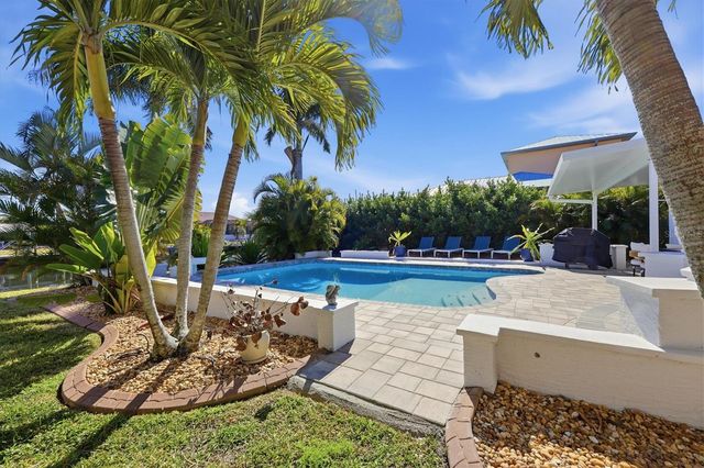 217 BANGSBERG ROAD SE, Port Charlotte, FL 33952