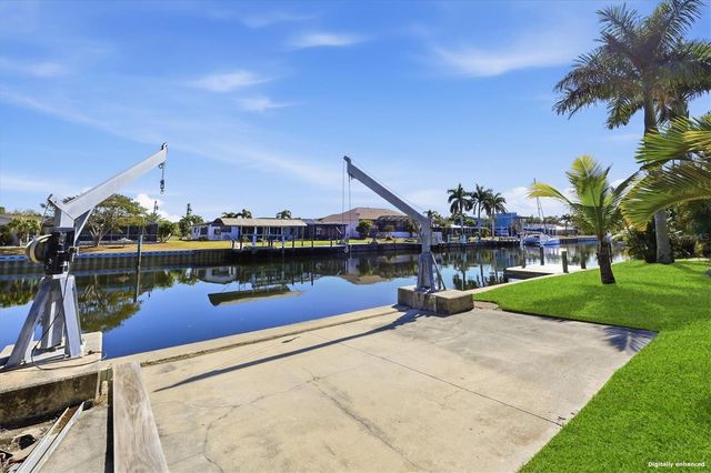 217 BANGSBERG ROAD SE, Port Charlotte, FL 33952