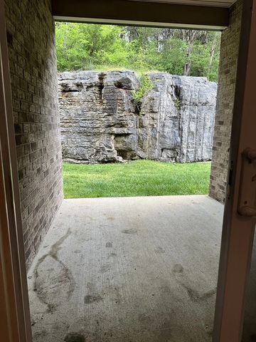 7828 Kemberton Dr, W, Nolensville, TN 37135