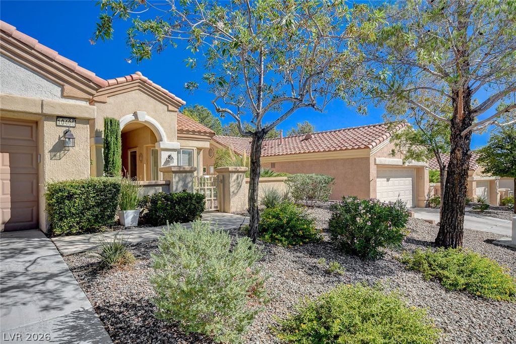 10406 Cogswell Avenue, Las Vegas, NV 89134 — photo 3