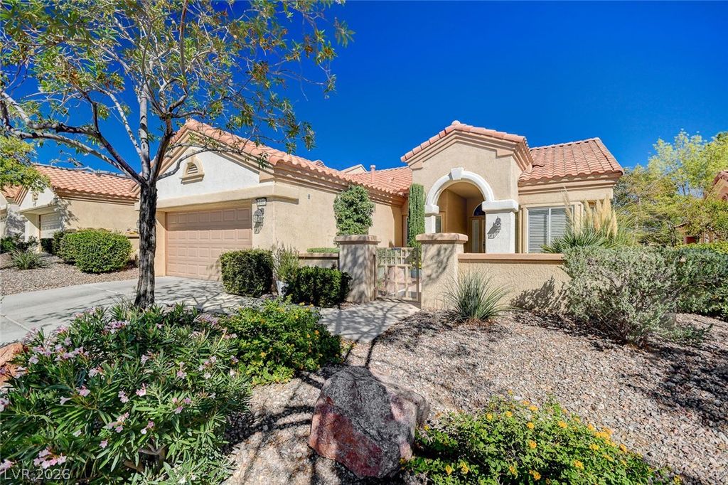 10406 Cogswell Avenue, Las Vegas, NV 89134 — photo 4