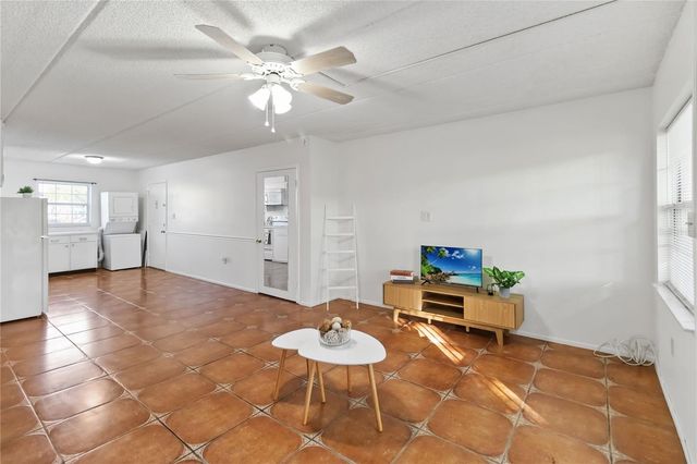 525 CONWAY ROAD 29, Orlando, FL 32807