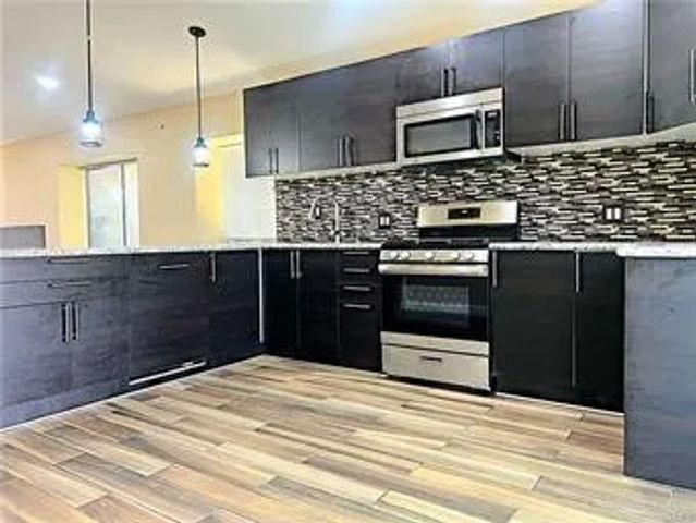 43401 Alep Avenue, Lancaster, CA 93536