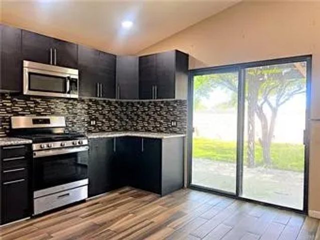 43401 Alep Avenue, Lancaster, CA 93536