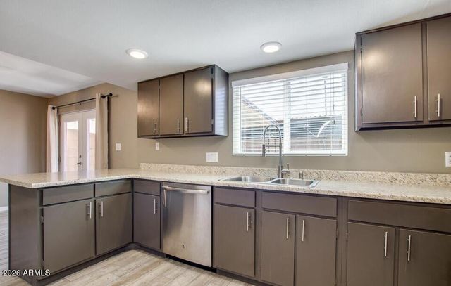 8303 E THOMAS Road, Scottsdale, AZ 85251
