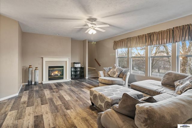 5602 S 161 Street, Omaha, NE 68135