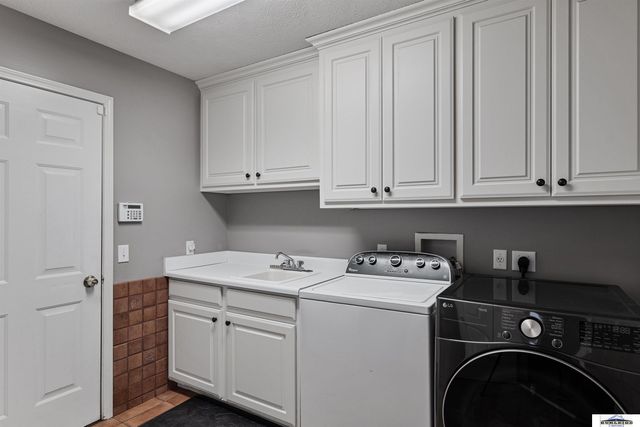 5602 S 161 Street, Omaha, NE 68135