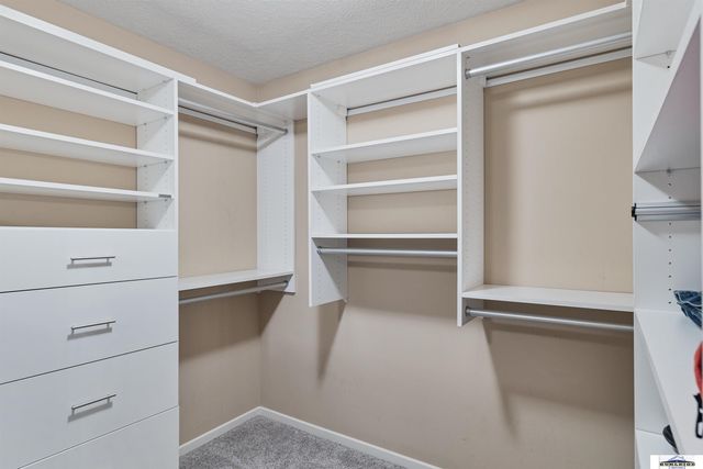 5602 S 161 Street, Omaha, NE 68135