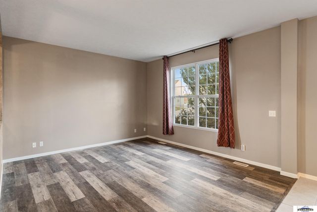 5602 S 161 Street, Omaha, NE 68135