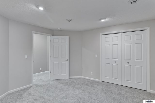 5602 S 161 Street, Omaha, NE 68135