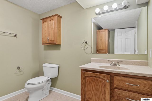 5602 S 161 Street, Omaha, NE 68135