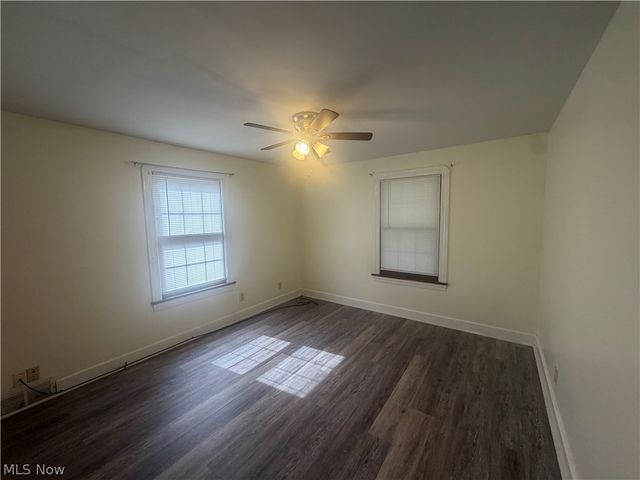 428 W Midlothian Boulevard, Youngstown, OH 44511