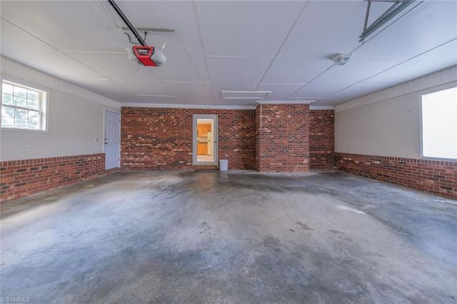 355 Christine Court, Winston-salem, NC 27127