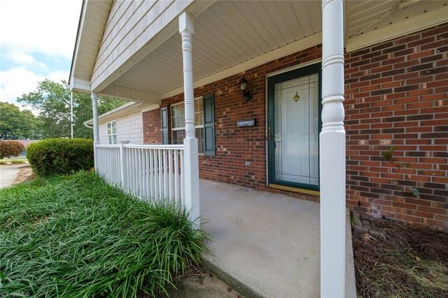 355 Christine Court, Winston-salem, NC 27127