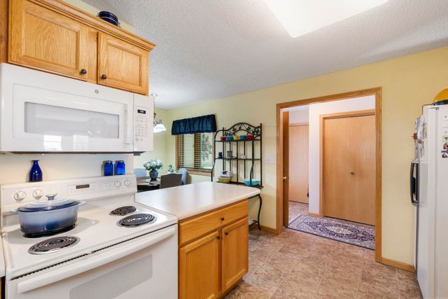 4408 Nostalgia Lane, Waterloo, IA 50701