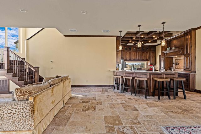 989 Mustang Dr., Longview, TX 75605