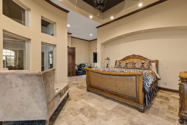 989 Mustang Dr., Longview, TX 75605